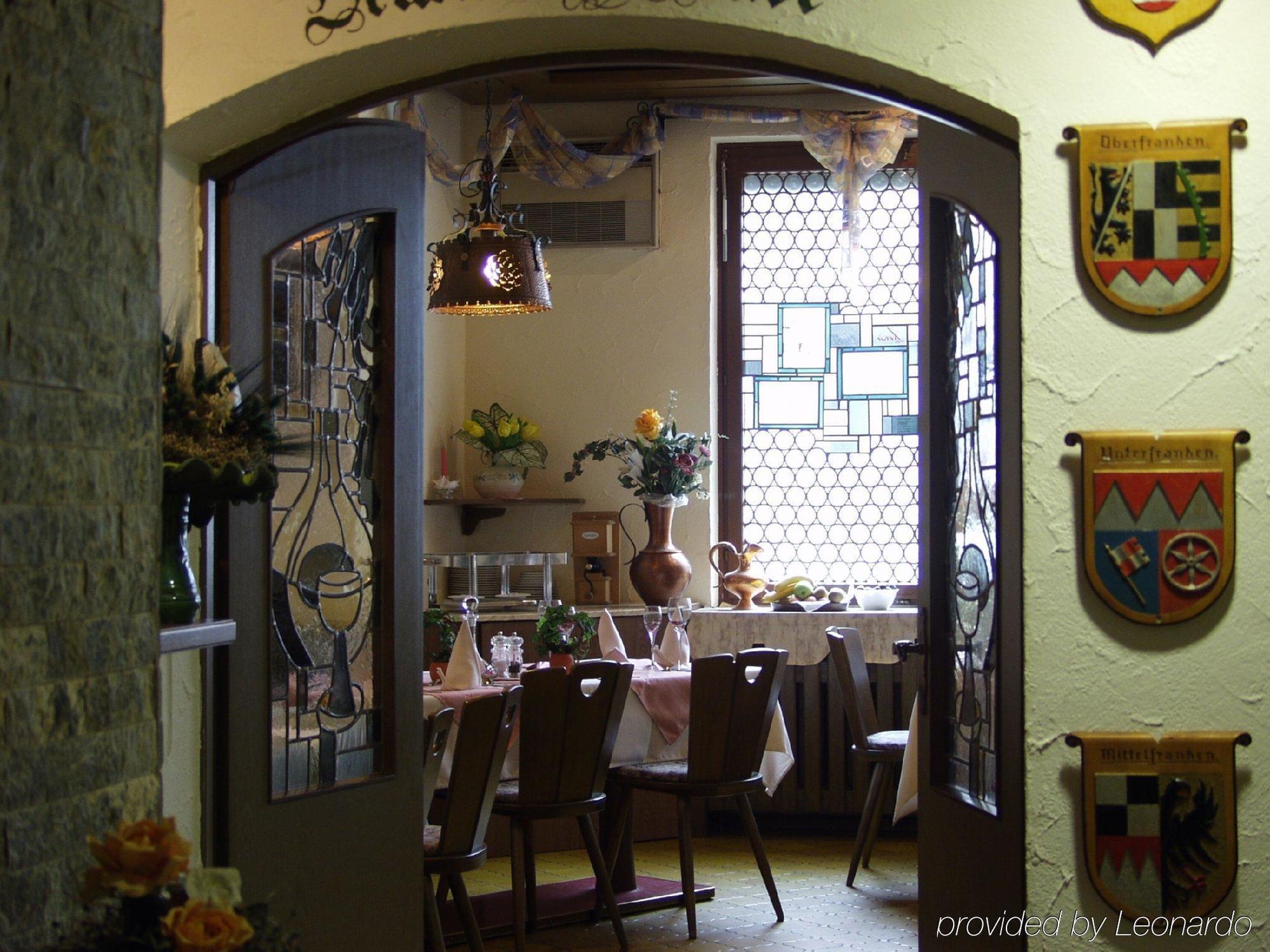 Akzent Hotel Am Bach Dettelbach Restoran foto