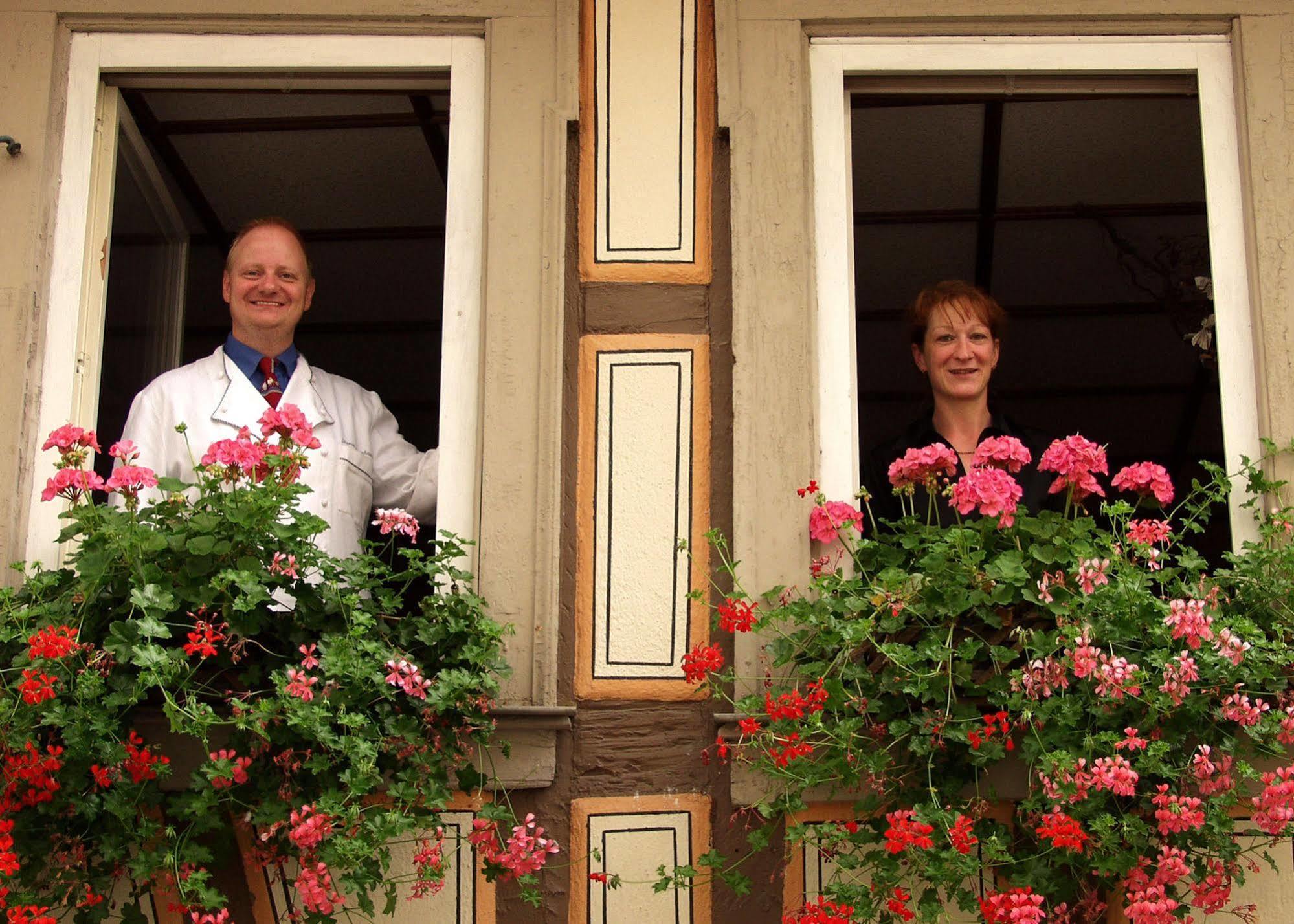 Akzent Hotel Am Bach Dettelbach Bagian luar foto