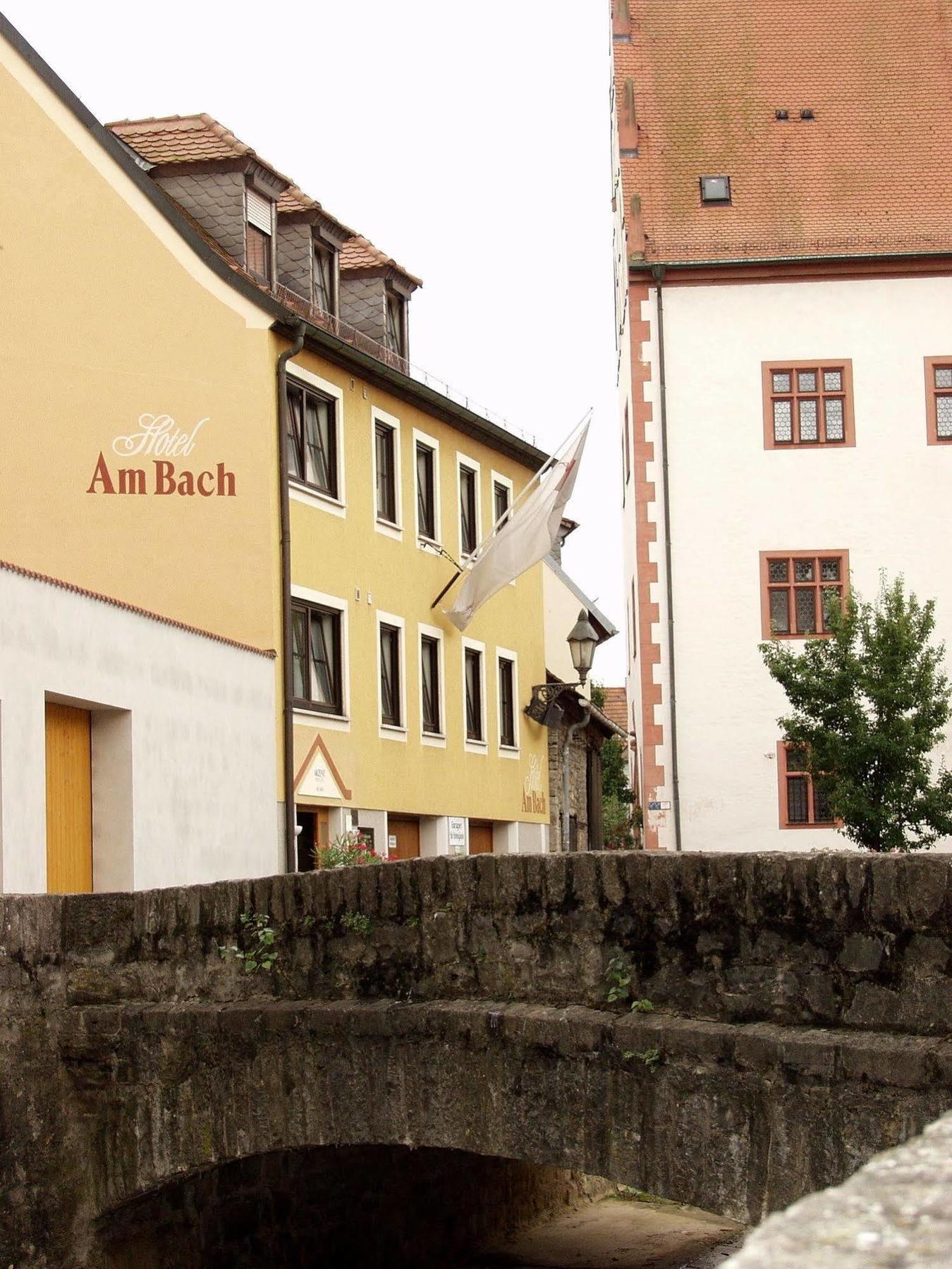 Akzent Hotel Am Bach Dettelbach Bagian luar foto